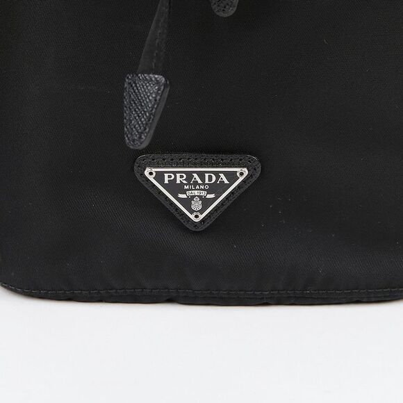 Bucket Pouch - Picture 2 of 8